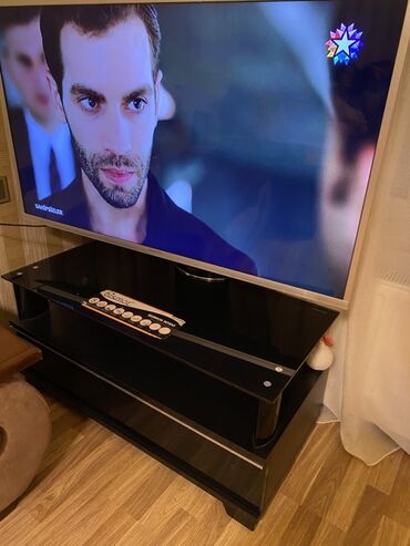 Matraslar: Düz TV altlığı, Polkalı, Şüşəli