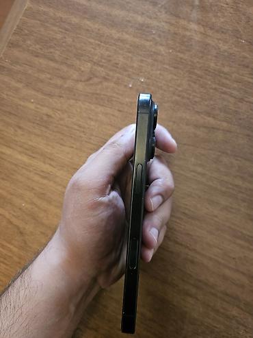 galaxy s8 tablet: IPhone 16 Pro, 256 GB, Black Titanium — 3