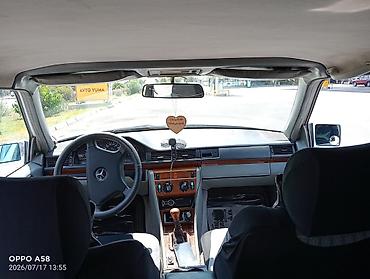 mercedes 180 b: Mercedes-Benz E 230: 2.3 l | Sedan — 7