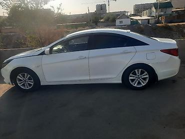 saturn sc: Hyundai Sonata: 2010 г., 0.2 л, Автомат, Газ, Седан — 2