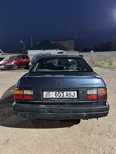 smart open: Volkswagen Passat: 1989 г., 1.8 л, Механика, Бензин, Седан — 2