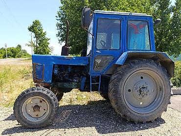015 maşını: Məhsul: Belarus traktoru (MTZ seriyası) Təsvir: - Korpus: Kabinəli — 3