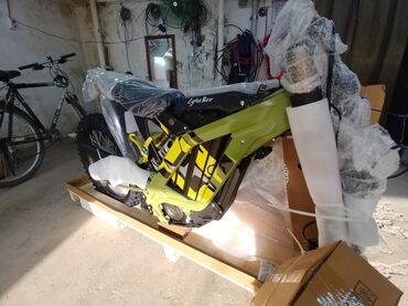 электросамокат сяоми м365 про цена: Продам суррон 2025 г новый в коробке, идиальный байк для городских