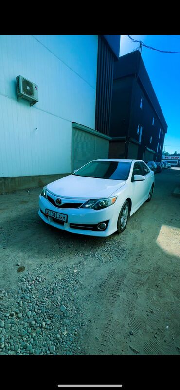 аато в рассрочку: Toyota Camry: 2014 г., 2.5 л, Автомат, Бензин, Седан