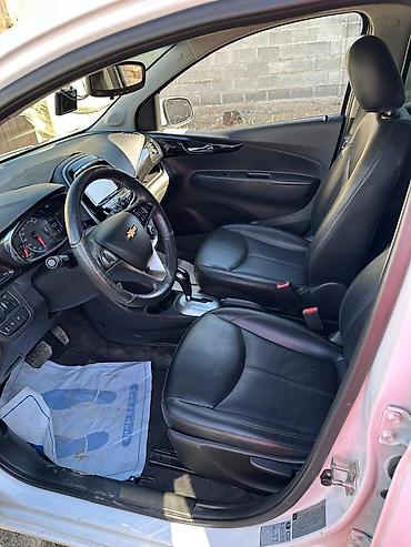 Chevrolet: Chevrolet Spark: 2017 г., 0.1 л, Автомат, Бензин, Хэтчбэк — 11