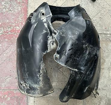 Ehtiyat hissələri: Ford focus 1998-2004 model üçün ön təkər tağının plastik qoruyucuları — 2