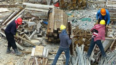 город ош жумуш: Талап кылынат Ар түрдүү жумуштарды жасаган жумушчу, Төлөм Күнүмдүк