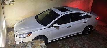 Hyundai Sonata – ağ rəngli, sedan kuzovlu. Şık və aerodinamik dizayn lalafo.az -da Hyundai Sonata – ağ rəngli, sedan kuzovlu. Şık və aerodinamik dizayn