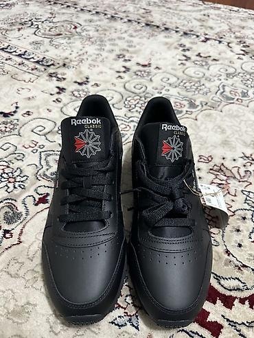 Кроссовки и спортивная обувь: Мужские кроссовки, 42, Reebok, Новый, цвет - Черный, Бесплатная доставка, Самовывоз — 1