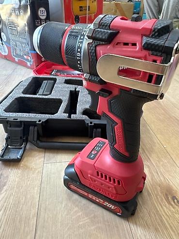 dewalt dcd794d1: Аккумуляторная дрель-шуруповерт (безщеточная) Комплектация: - — 1
