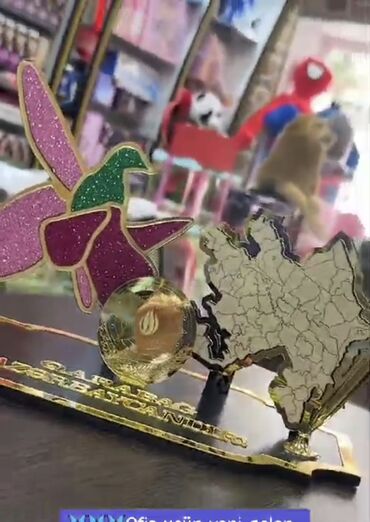 Ofis dəst mebeli: Ofıs və iş otaqları üçün masaüstü ramkalar,Üstü — 8