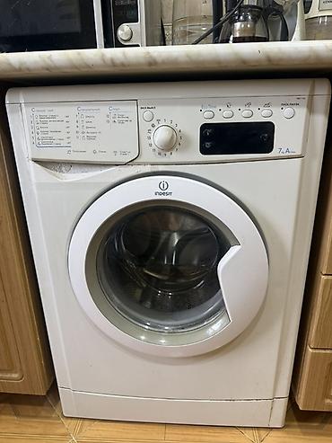 Paltaryuyan maşınlar: Indesit IWE7105 paltaryuyan maşın - Yükləmə: 7 kq - Enerji sinfi: A — 1