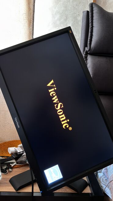 hd monitor: Viewsonic vg2437mc-led Экран: 24 ", 1920x1080, FULL HD (1080p), 16:9
