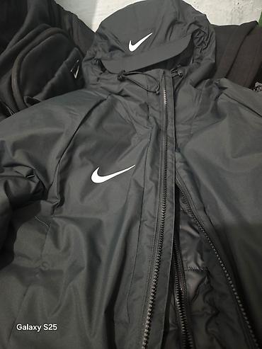 Мужская куртка, S, Nike, Новый, цвет - Черный, Самовывоз