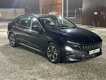 Другие автомобили: Элегантный седан бизнес-класса в темно‑сером цвете с выразительной — 3