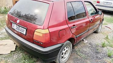 skoda rapid 2012: Volkswagen Golf: 1993 г., Хэтчбэк — 2