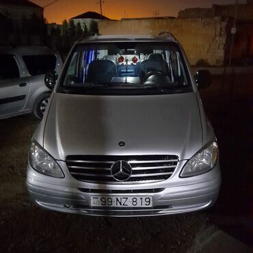 mersedes 208 d: Mercedes-Benz Vito: | 2004 il Van/Minivan