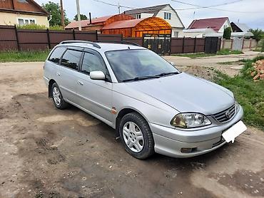 срочное: Toyota Avensis: 2002 г., 2 л, Механика, Дизель, Универсал — 8