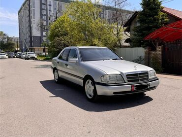 Mercedes-Benz: С180 год 1996 автомат обьем 1.8 бензин левый руль состояние