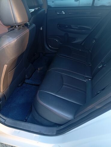 BYD: BYD : 2019 г., 0.1 л, Автомат, Электромобиль, Седан — 8