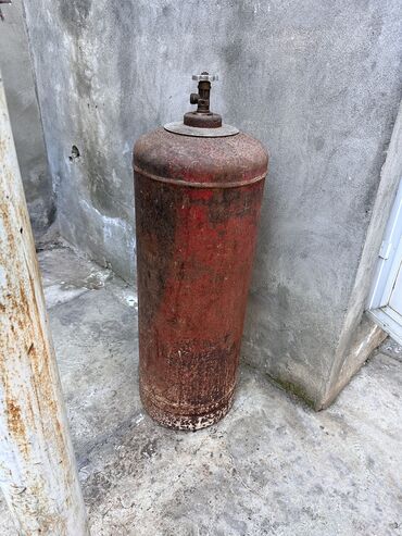 islenmis kafel: Газовый баллон, Пустой, Без редуктора