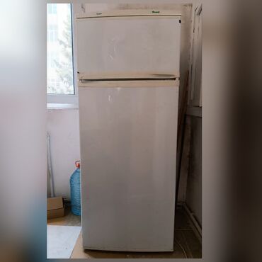 Çarpayılar: İşlənmiş 1 qapılı Soyuducu Satılır, rəng - Ağ