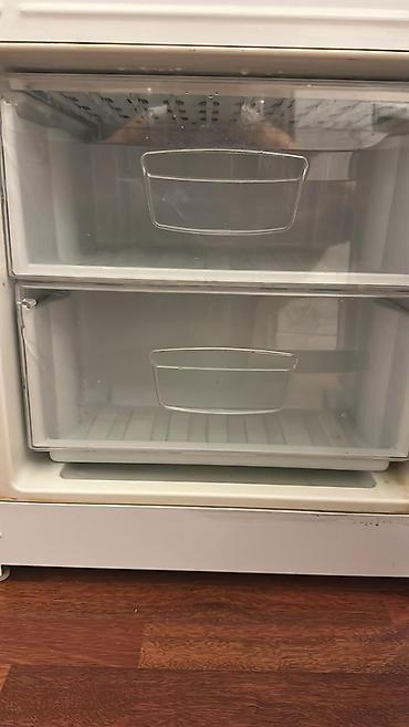 Soyuducular: İşlənmiş 2 qapılı Indesit Soyuducu Satılır, rəng - Ağ — 7