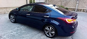 spoiler elantra 2017: Hyundai Elantra sedan – tünd mavi rəng, aerodinamik kuzov və xrom — 8