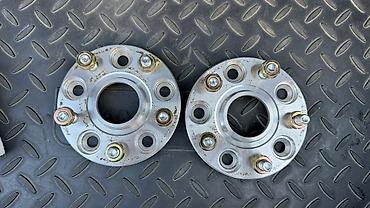 qalın teker: Məhsul: Təkər aralıq üzükləri (wheel spacers) – cüt Xüsusiyyətlər: - — 5