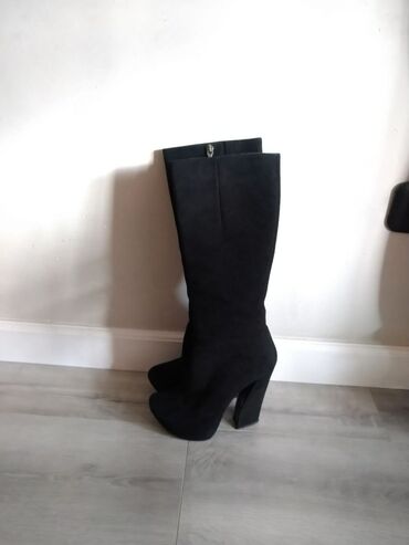 Сапоги: Сапоги деми, натуральная замша. Marco Pini оригинал. Размер 37. Высота at lalafo.kg — 3 Сапоги: Сапоги деми, натуральная замша. Marco Pini оригинал. Размер 37. Высота — 3