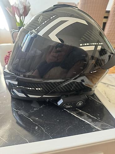 moto blok: Moto dəbilqə – tam üzlü (full-face) model Xüsusiyyətlər: - Rəng və — 3