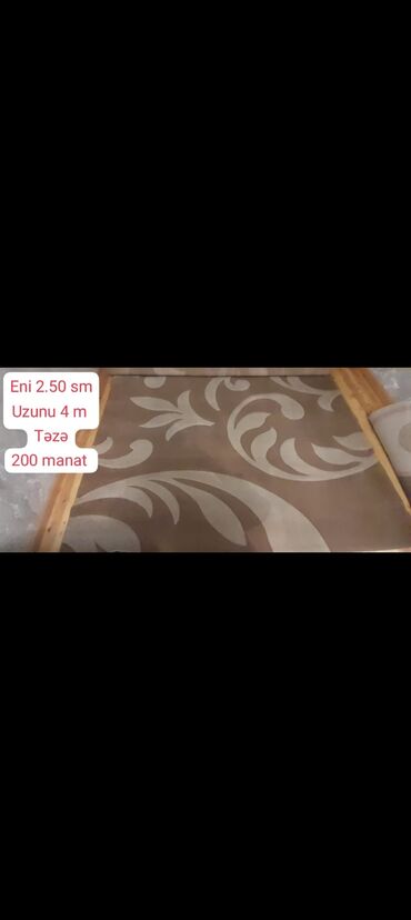 Комнатные растения: Məhsul: Linoleum döşəmə örtüyü Ölçülər: - Eni: 2.50 m - Uzunluğu: 4 m