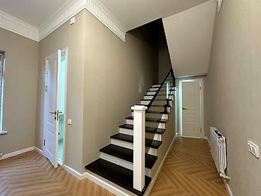Үйлөрдү сатуу: 5 бөлмө, 214 м², 3 соток, Кара-Жыгач ж/м Газ, Электр энергиясы, Канализация — 5
