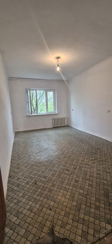 ищу квартира аламедин 1: 2 комнаты, 52 м², 105 серия, 5 этаж, Старый ремонт