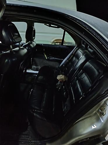 opel omega b: Opel Omega sedan - Kuzov: 4 qapılı sedan, gümüşü rəng - Ban — 5