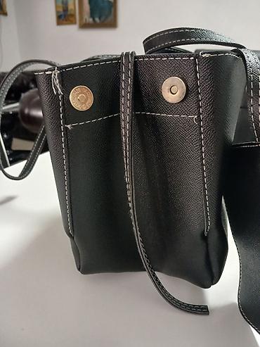 tisot sat: Crna ženska torba – shopper/tote model - Materijal: eko koža sa — 3