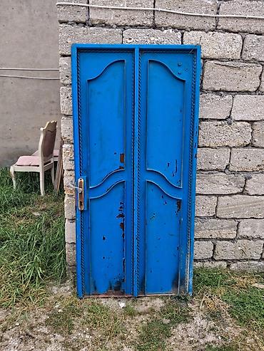 Həyət darvazaları: Mavi rəngli metal qapı - Material: qalın metal sac, dekorativ — 1