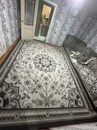 декоративные розы: Ковер Б/у, 400 * 300
