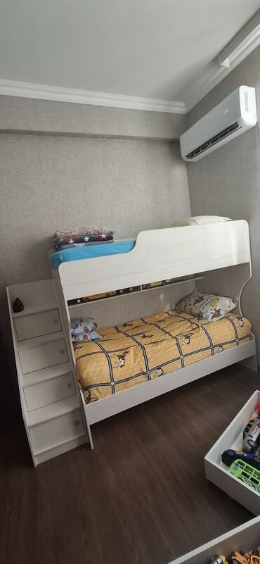 İkimərtəbəli uşaq çarpayıları: Oğlan və qız üçün, İşlənmiş, Çarpayı, Matrassız, Laminat
