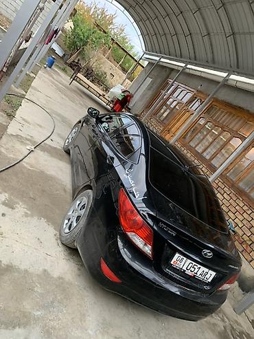 Продажа авто: Hyundai Solaris: 2013 г., 1.6 л, Механика, Бензин, Седан — 3
