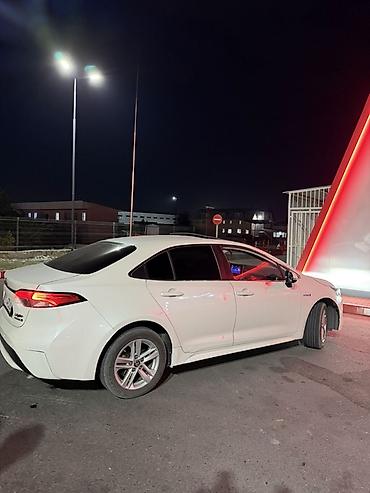 byd e6: Toyota Levin: 2019 г., Автомат, Гибрид, Седан — 2