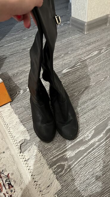 лоро пиано обувь женская цена: Продаю сапоги кожаные 
Zara basic 
37 размер