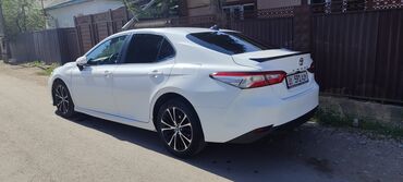 автомобиль тойота универсал: Toyota Camry: 2018 г., 2 л, Автоматические, Бензин, Седан