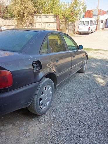 машины на разбор: Audi A4: 1995 г., 1.6 л, Механика, Бензин, Седан