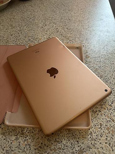 type s: Планшет, Apple, память 32 ГБ, 10" - 11", Wi-Fi, Б/у, Классический цвет - Розовый — 3
