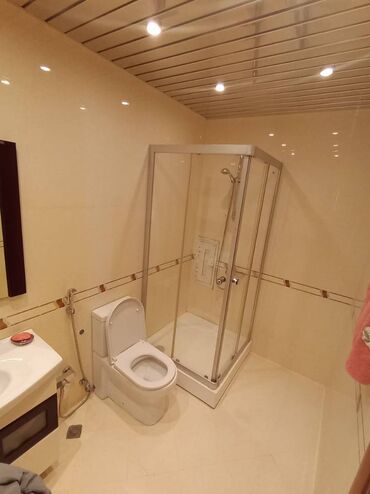 Uzunmüddətli kirayə mənzillər: Nərimanov metrosunun çıxışında,15 mərtəbənin,14-cü mərtəbəsində,3 — 11