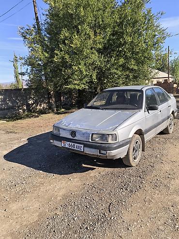 Volkswagen: Volkswagen Passat: 1989 г., Седан — 2