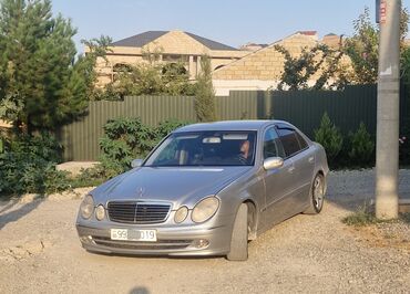 Avtomobil alışı: Mercedes-Benz E 270: 2.7 l | 2003 il Sedan
