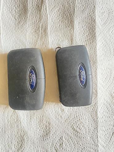 panel radyator: Məhsul: Ford uzaqdan idarəetmə açarları (2 ədəd) Təsvir: - Ford — 1