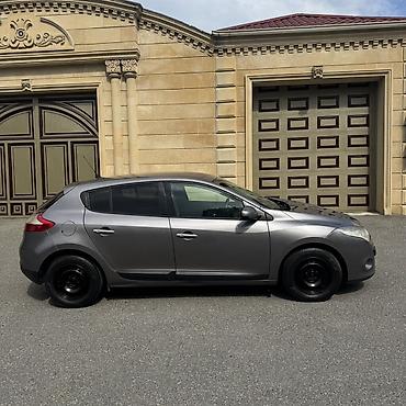 Renault: Renault Megane III hatchback - Korpus: 5 qapılı hatchback — 16
